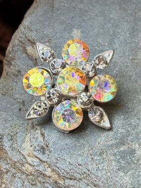 Vintage Aurora Borealis Crystal Flower Brooch Scatter Pin